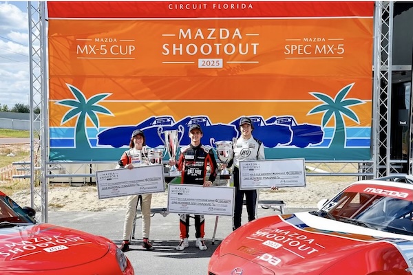 44_Podium